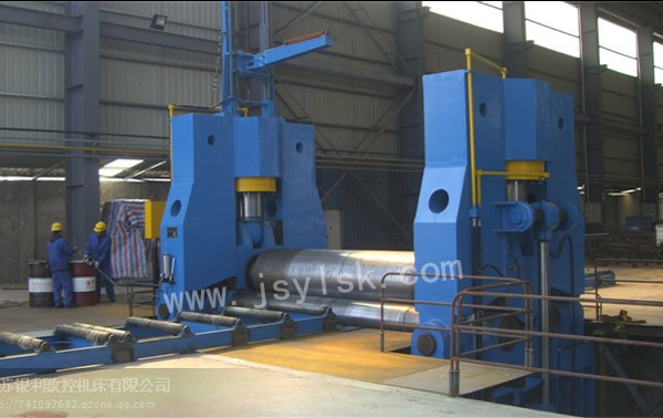 大型上輥萬(wàn)能式卷闆機