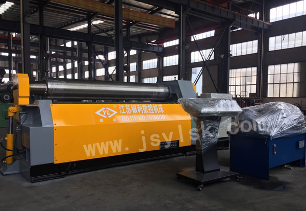 四輥(gǔn)卷闆機(jī)