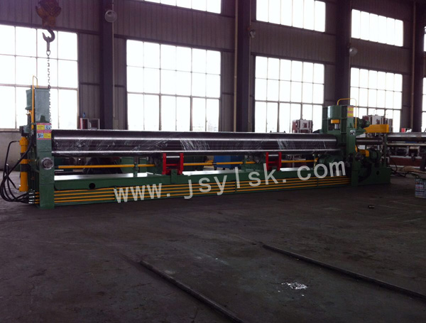 挂車式(shi)卷闆機(jī)