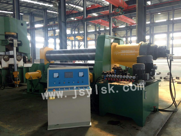 水(shui)平下調(diào)卷闆機(ji)