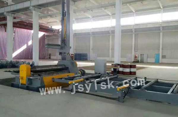 四(sì)輥卷闆機