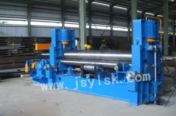 中(zhong)小型上輥(gun)萬能式卷(juan)闆機