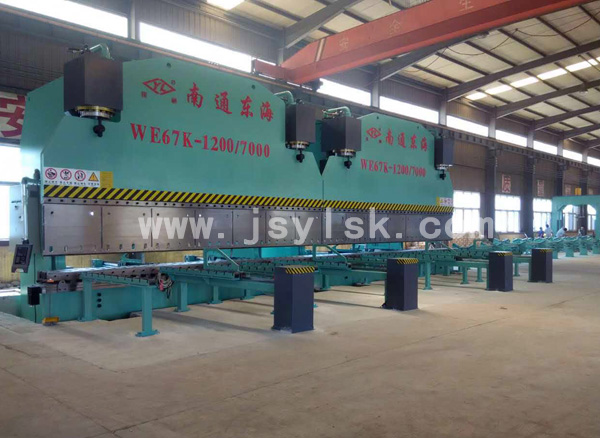 WC67Y/E系列雙(shuang)機聯動折(shé)彎機