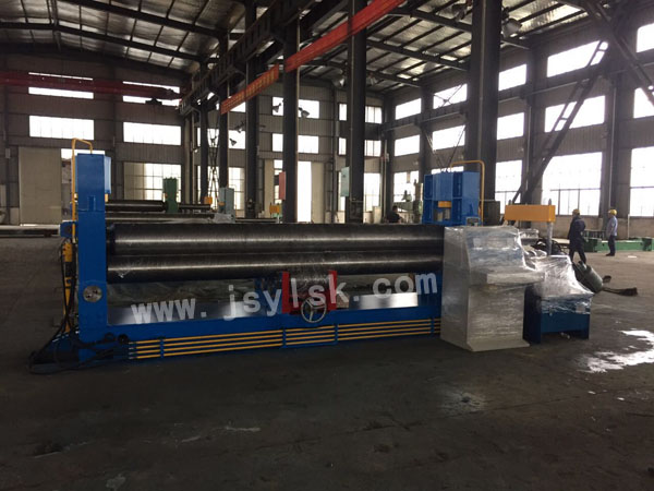 液(yè)壓三輥(gǔn)對稱式(shì)卷闆機(jī)