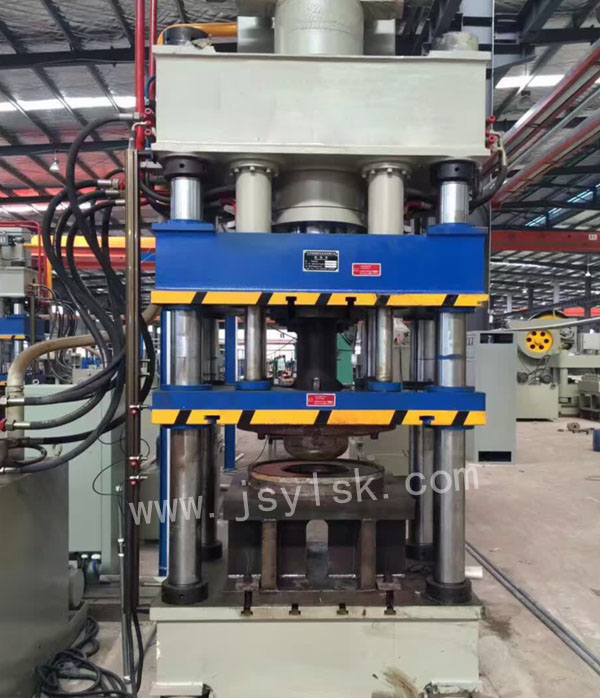 YL28四柱雙動拉伸(shen)液壓機