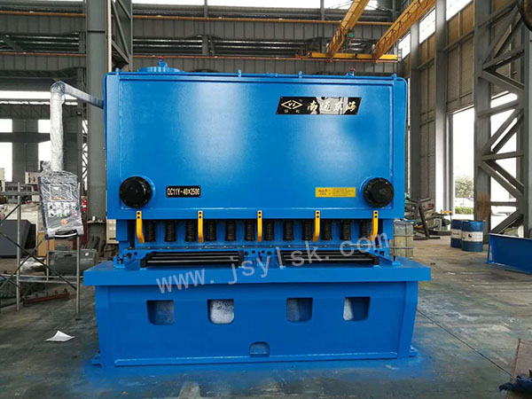 QC11Y-40*2500剪闆機