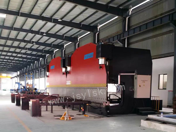 雙機(ji)聯動折(shé)彎機