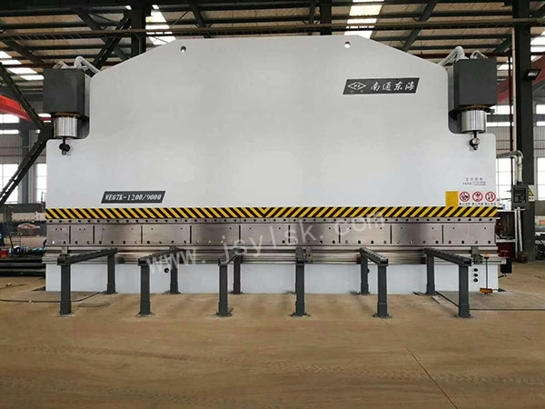 WE67K-1200/9000大型折彎機(ji)