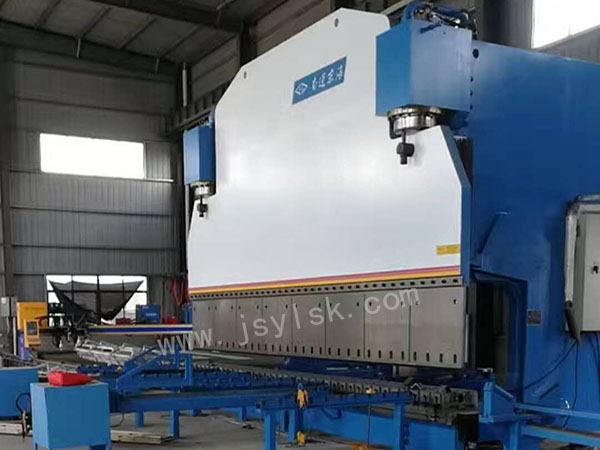 WE67K-1600/8000大型折(shé)彎機