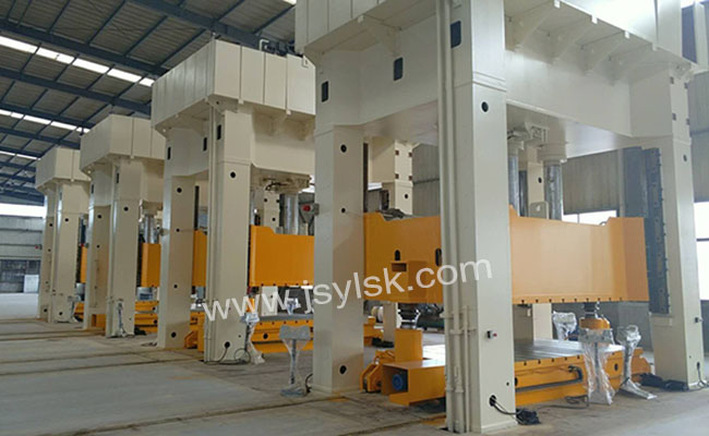 YL27系(xi)列框架液壓機