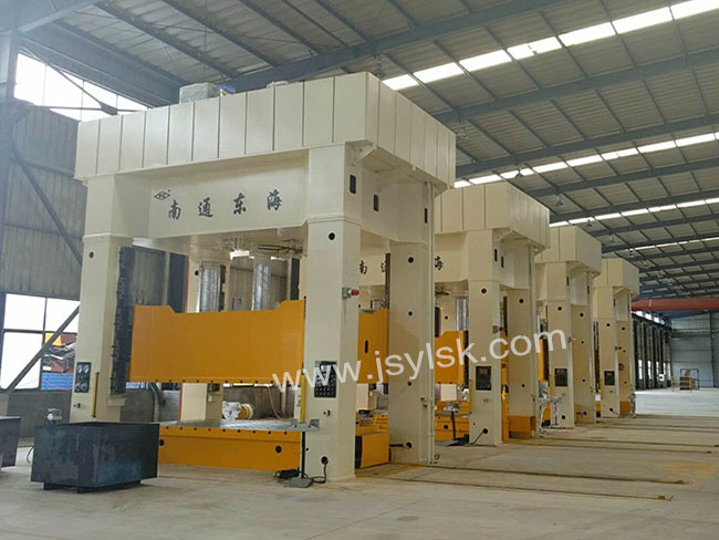 YL27系(xi)列框架液(yè)壓機