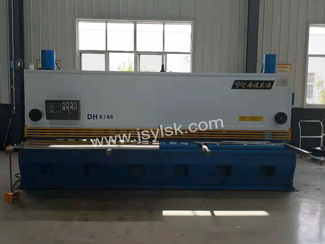 QC11Y-8*4000液壓剪闆機