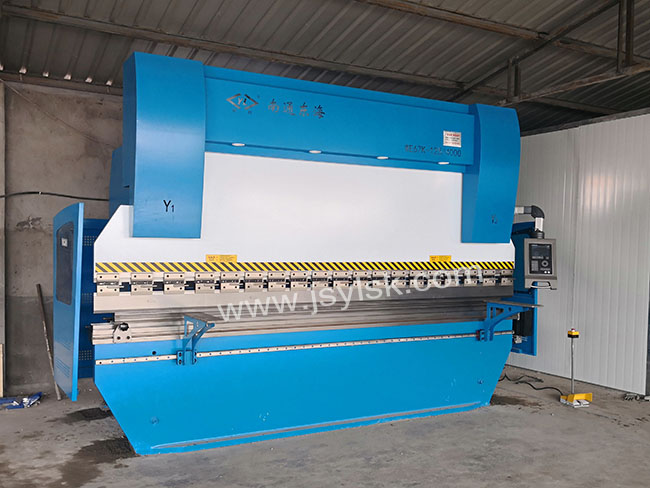 WE67K-125/4000數控(kong)折彎機