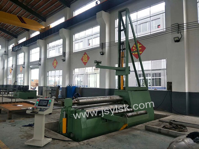 四(sì)輥卷闆(pǎn)機