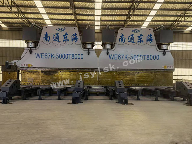 WE67K-5000/8000雙(shuang)機聯動折(shé)彎機