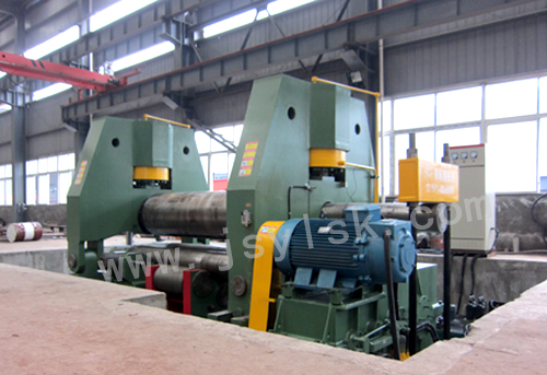 大型(xing)上輥萬能(neng)式卷闆機(jī)